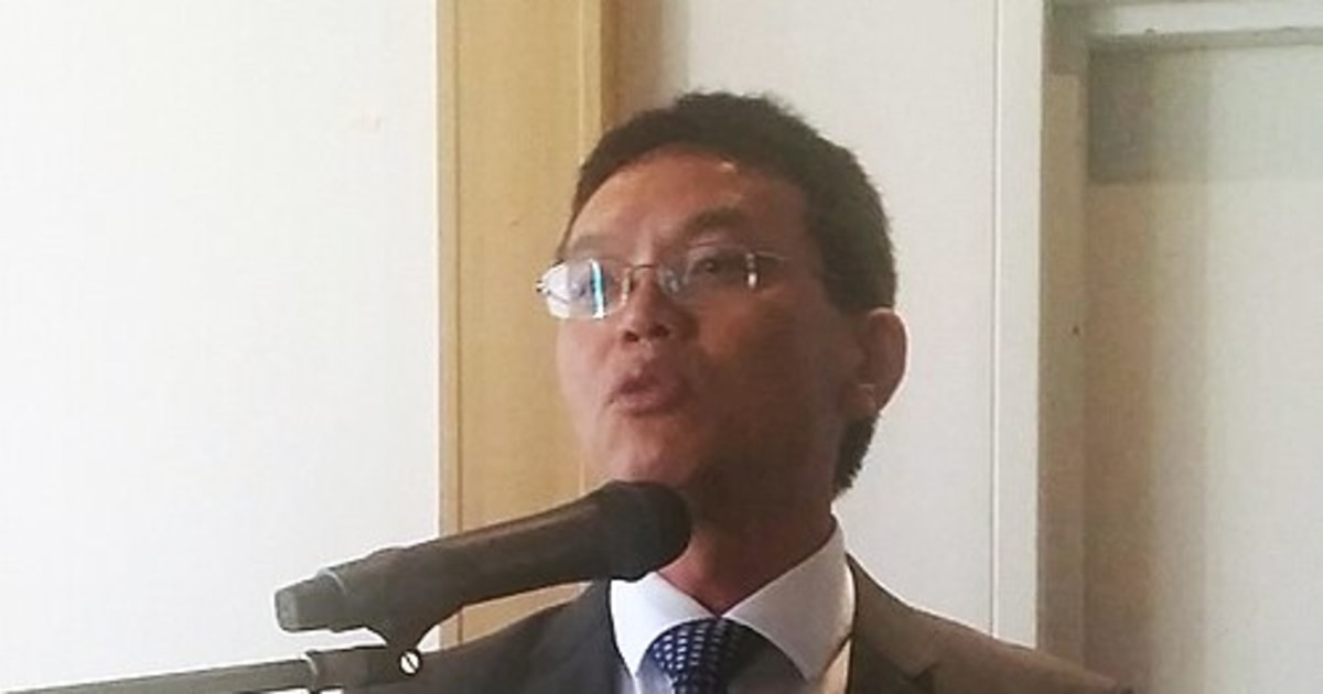 元外交官の陳用林氏がキャンベラで取材に応じ、中国の戦狼外交や諜報活動の実態を証言