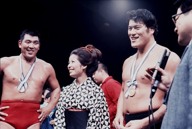 写真】「一族総出でチケットを売り」「倍賞美津子さんが宣伝カーで