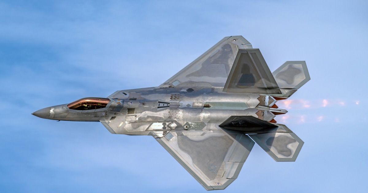 アメリカが「日本に最強の戦闘機F22を売ればよかった」と大後悔…防衛力