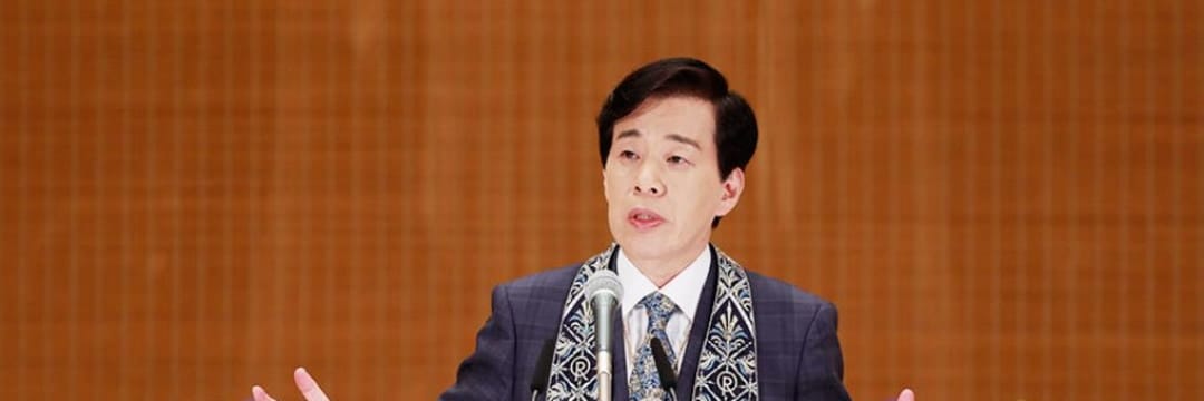 生きている神」幸福の科学・大川隆法総裁死す。「復活」して霊言を与え