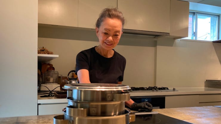 有元葉子さん愛用「市販の鍋」と「オリジナルのぬか床鉢」これらを選ん