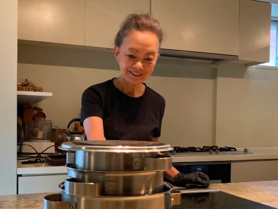 有元葉子さん愛用「市販の鍋」と「オリジナルのぬか床鉢」これらを選ん